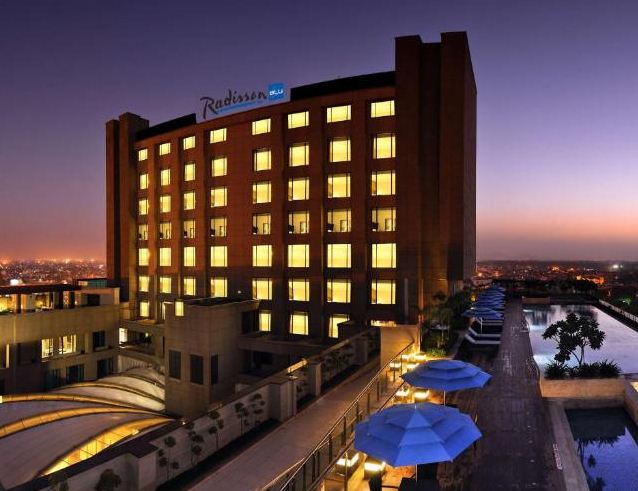 Escorts Near Radisson Blu Hotel Paschim Vihar